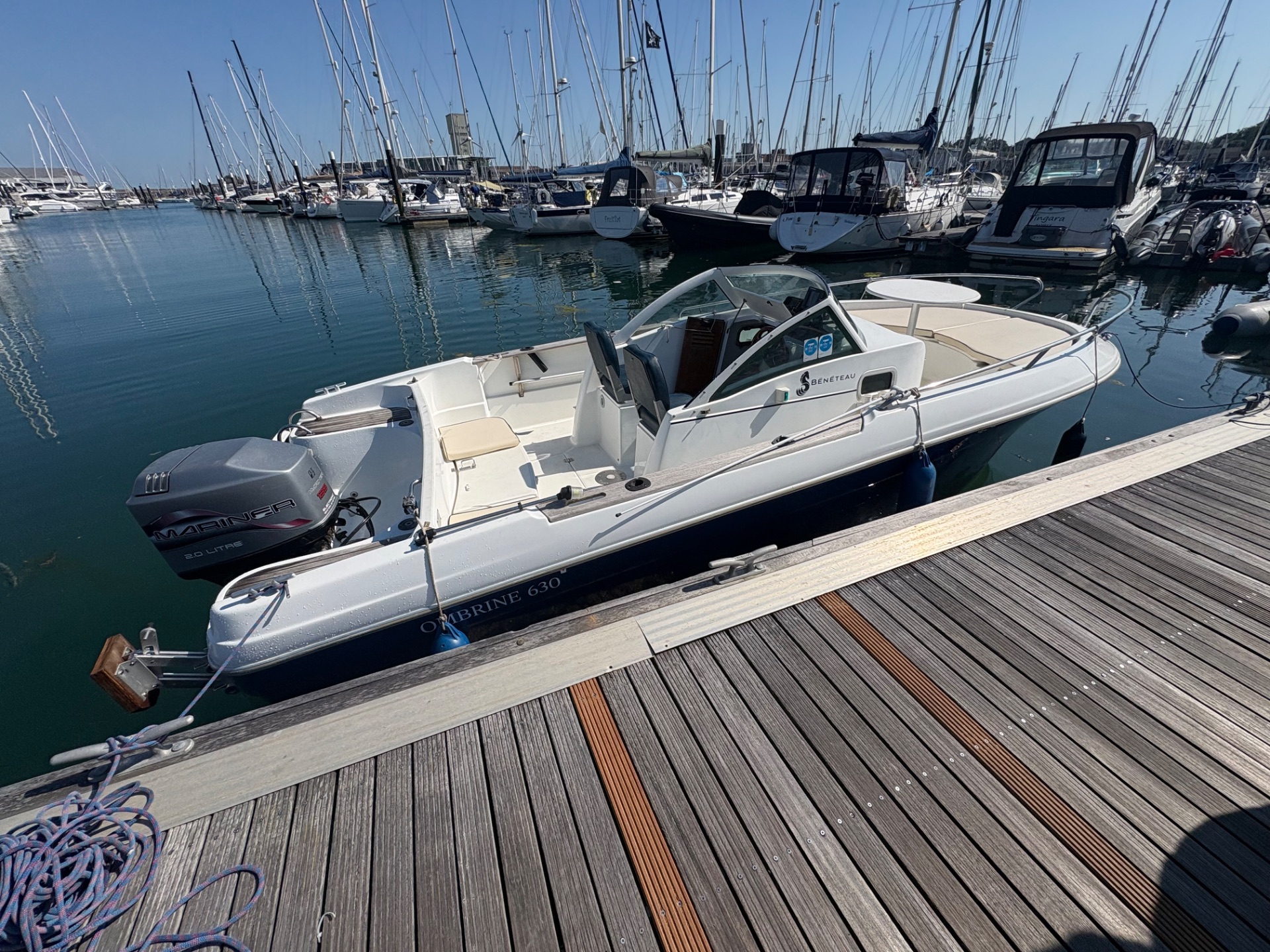 Ombrime 630 cabin boat